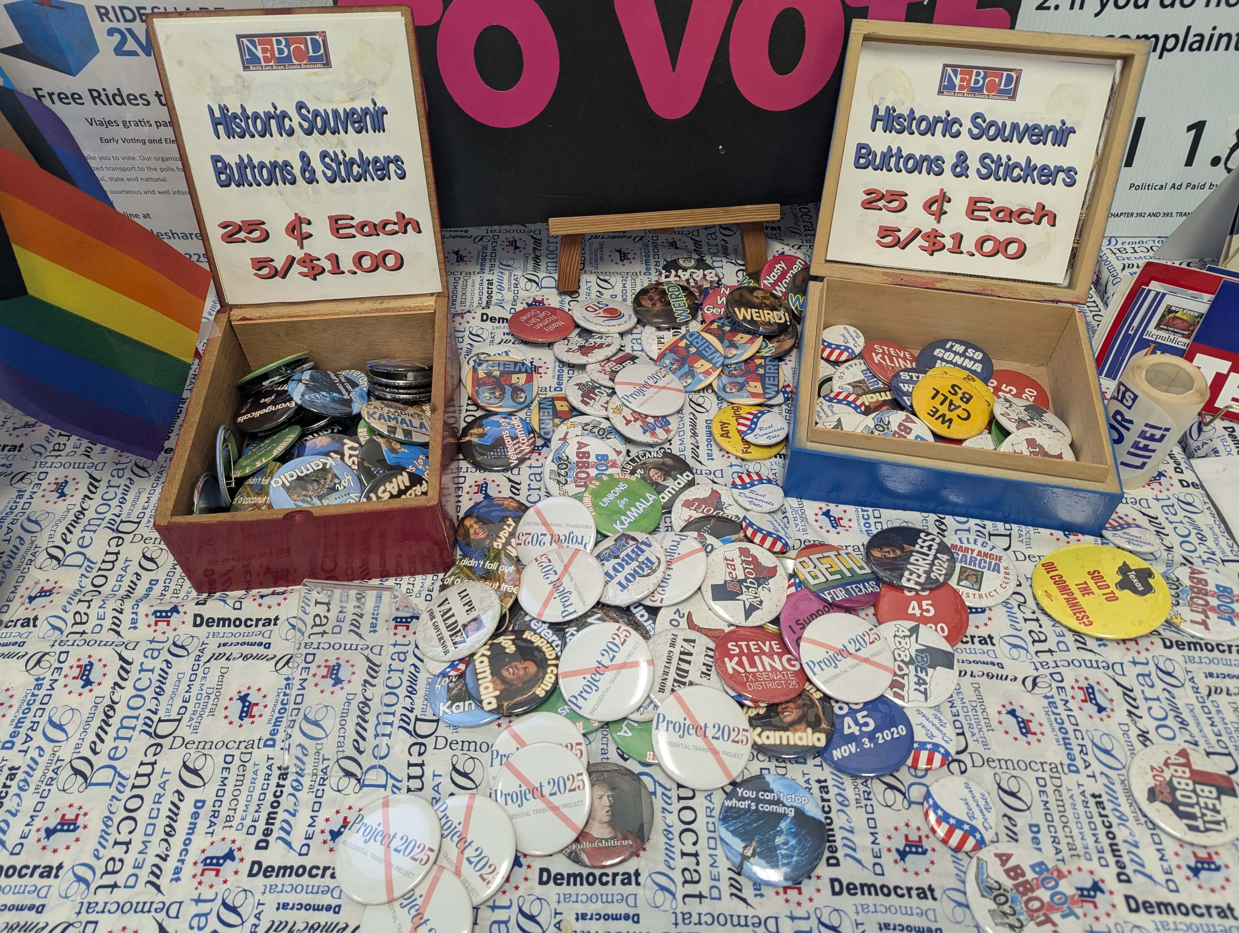 Historic Souvenir Buttons