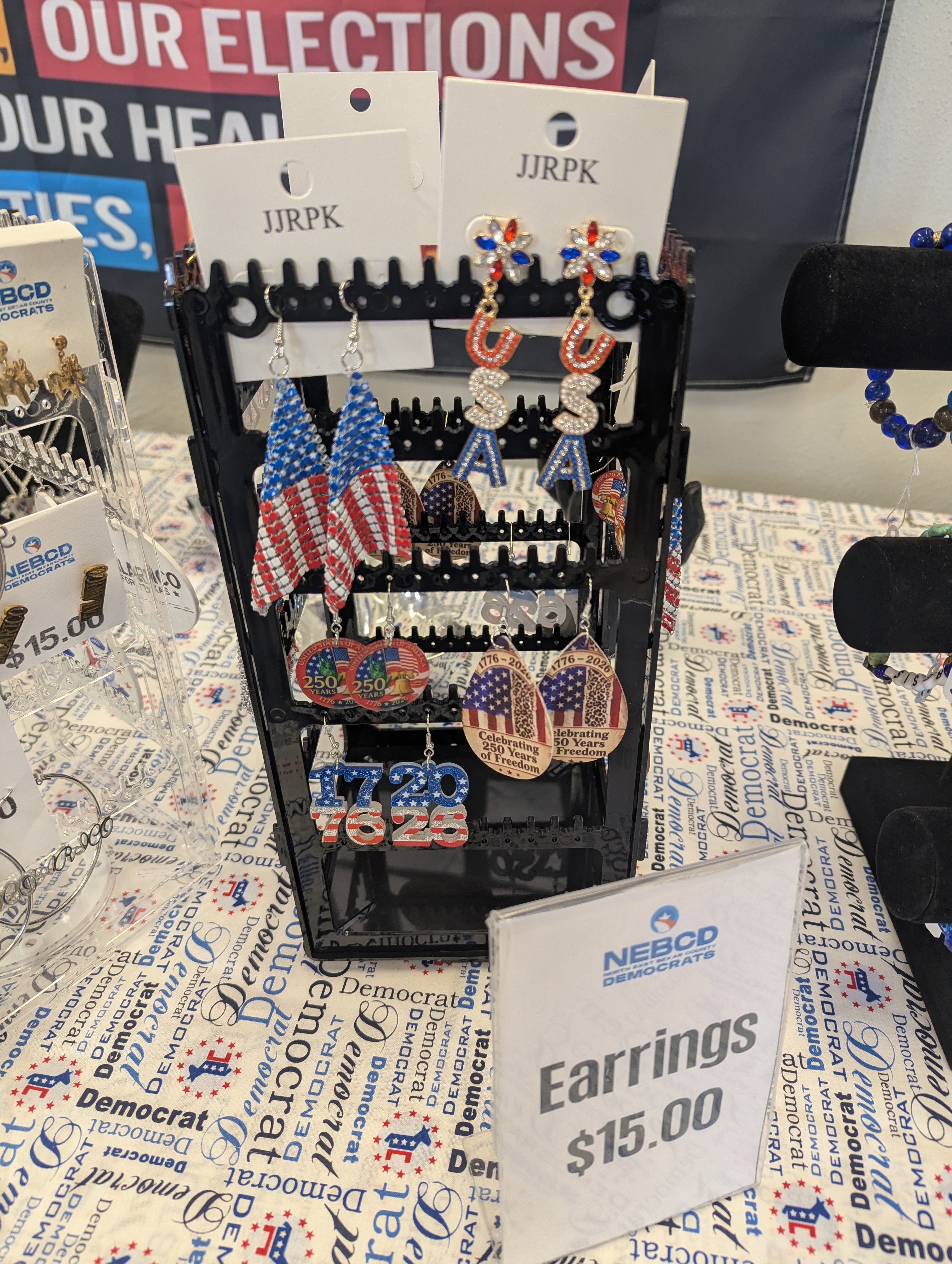 Earrings & Jewelry